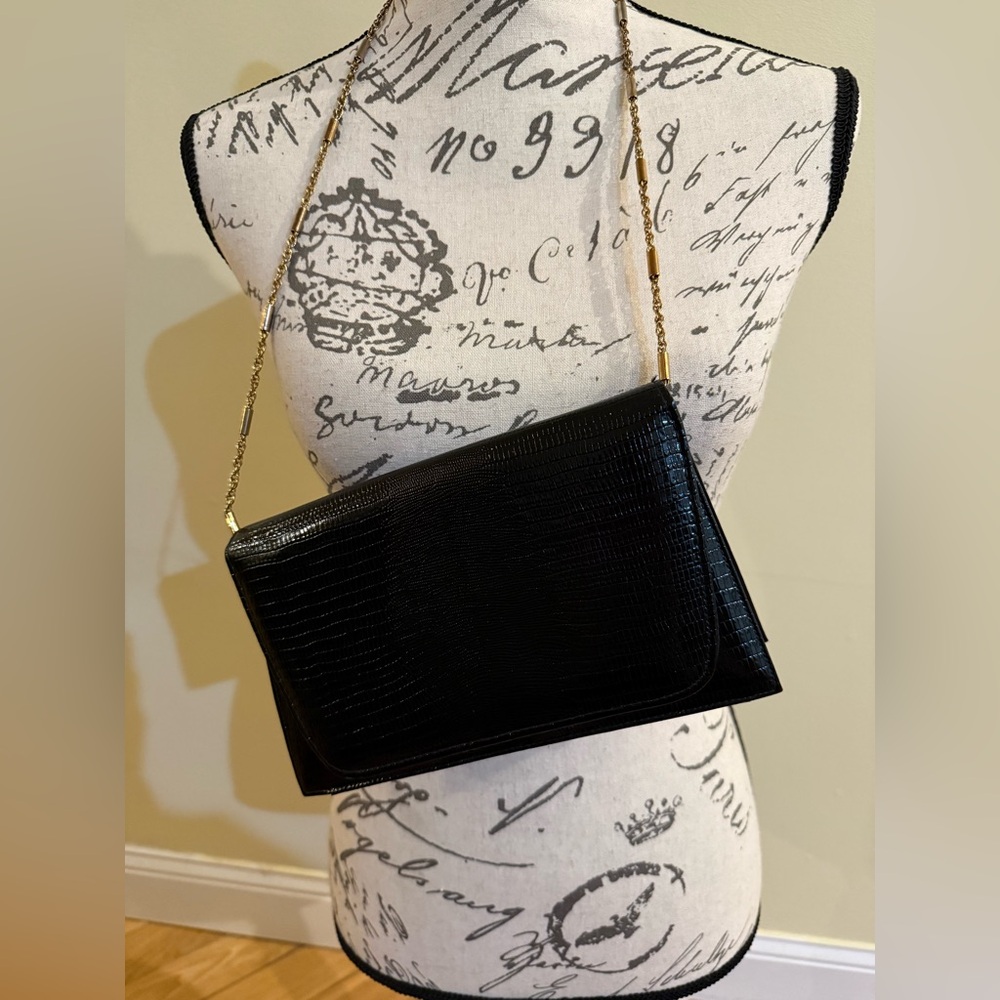 ANDE Black Bag with Gold Chain Detail